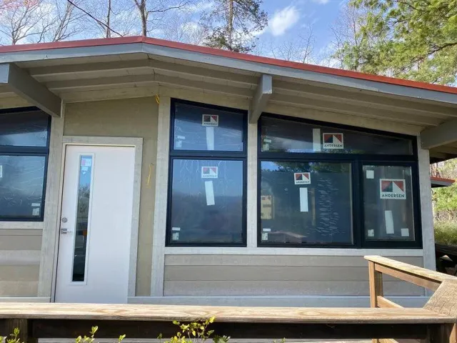 Custom Home  Window and siding replacement — photograph 6