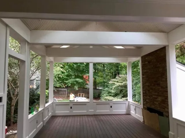 Porches — photograph 1